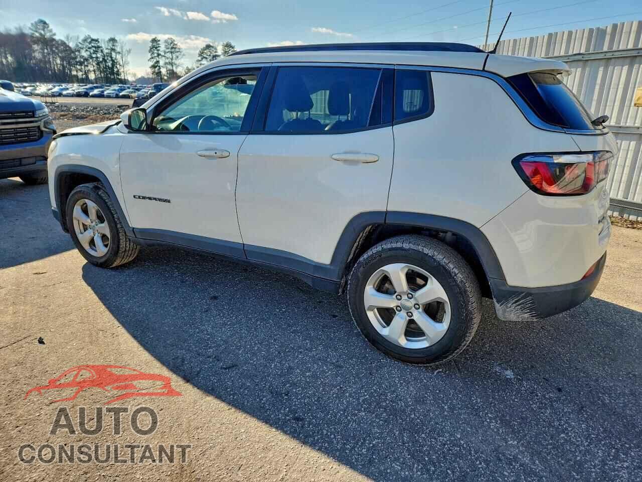 JEEP COMPASS 2018 - 3C4NJDBB4JT333721