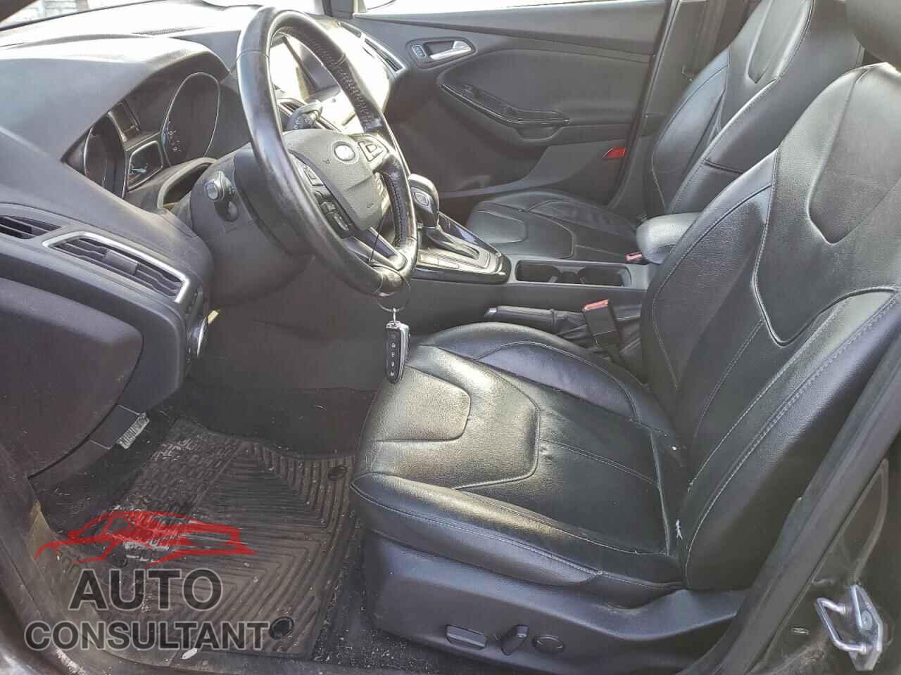 FORD FOCUS 2017 - 1FADP3N22HL342591