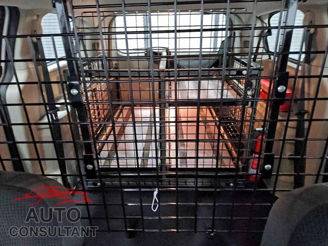 DODGE CARAVAN 2018 - 2C4RDGBG8JR318552