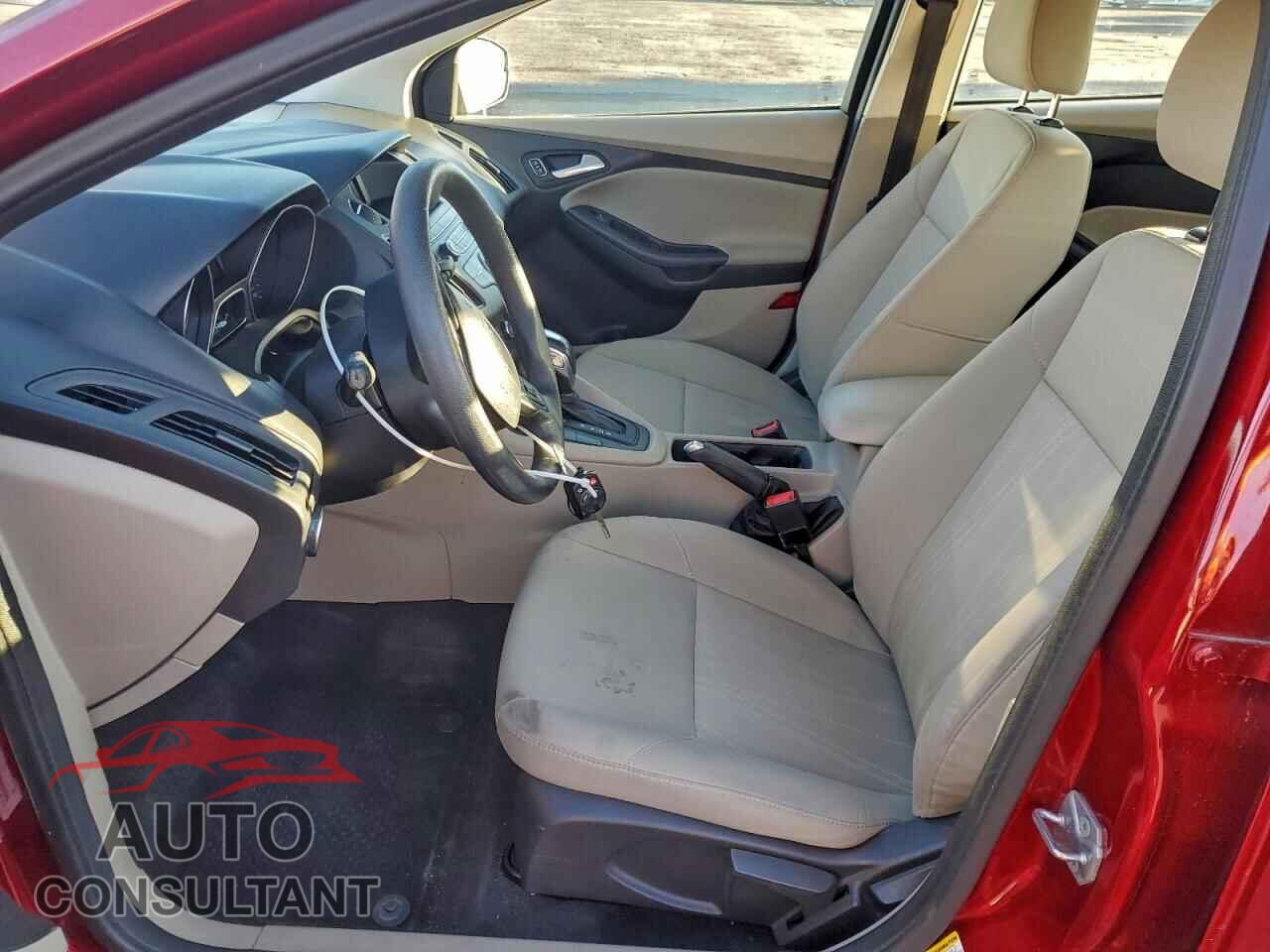 FORD FOCUS 2016 - 1FADP3FE2GL380216
