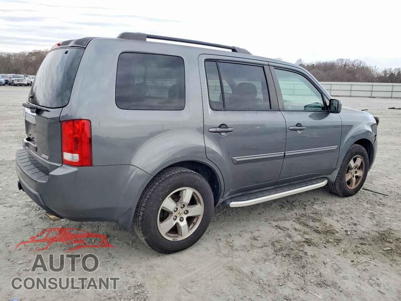 HONDA PILOT 2011 - 5FNYF4H63BB034231