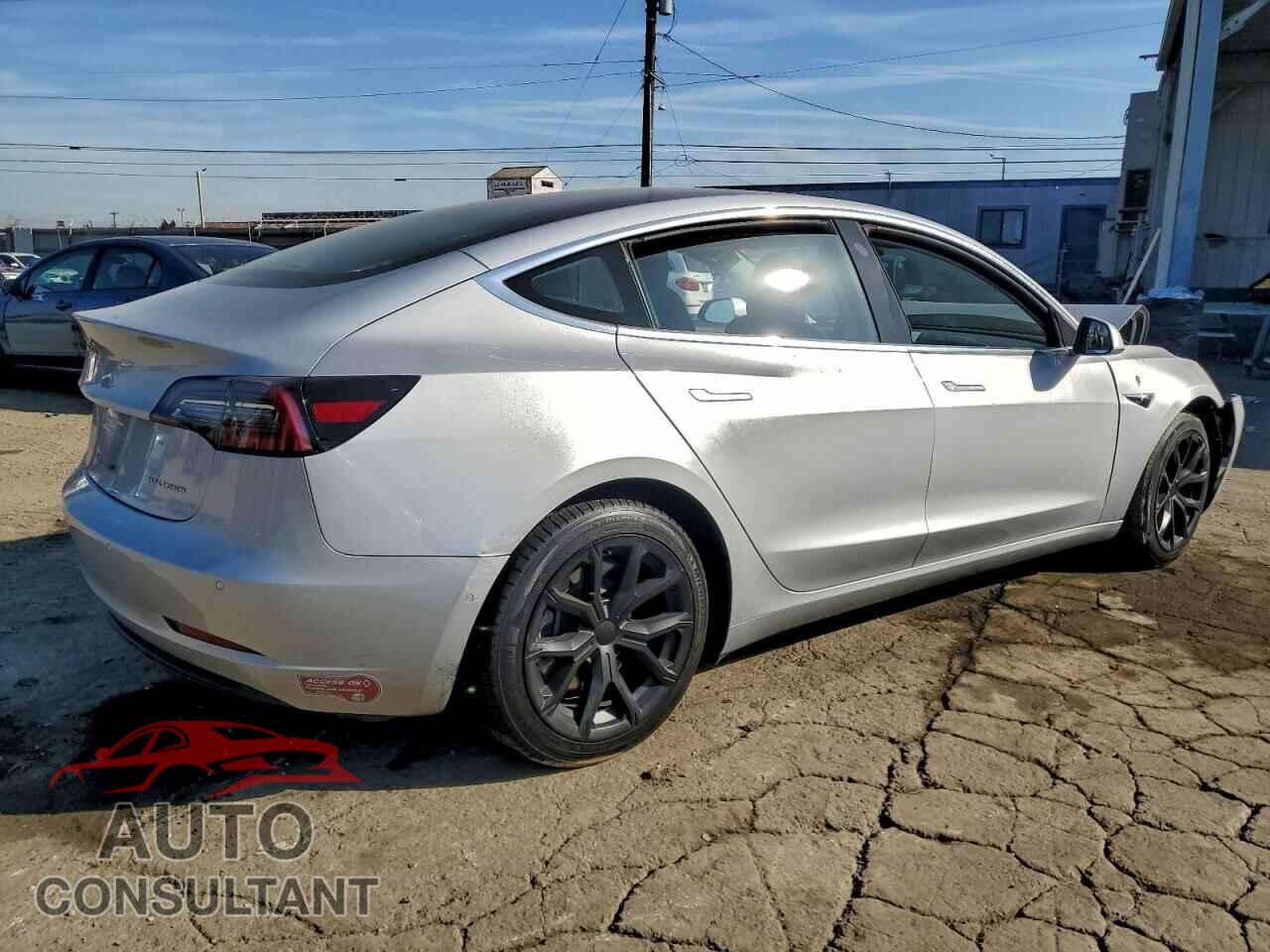 TESLA MODEL 3 2018 - 5YJ3E1EBXJF131017