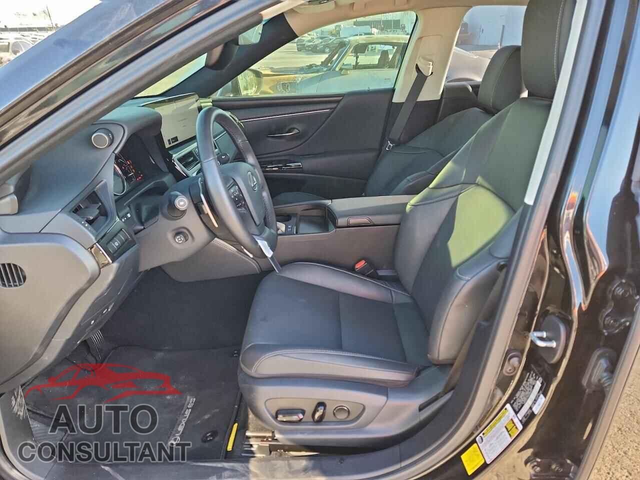 LEXUS ES300 2025 - 58ADA1C19SU069357