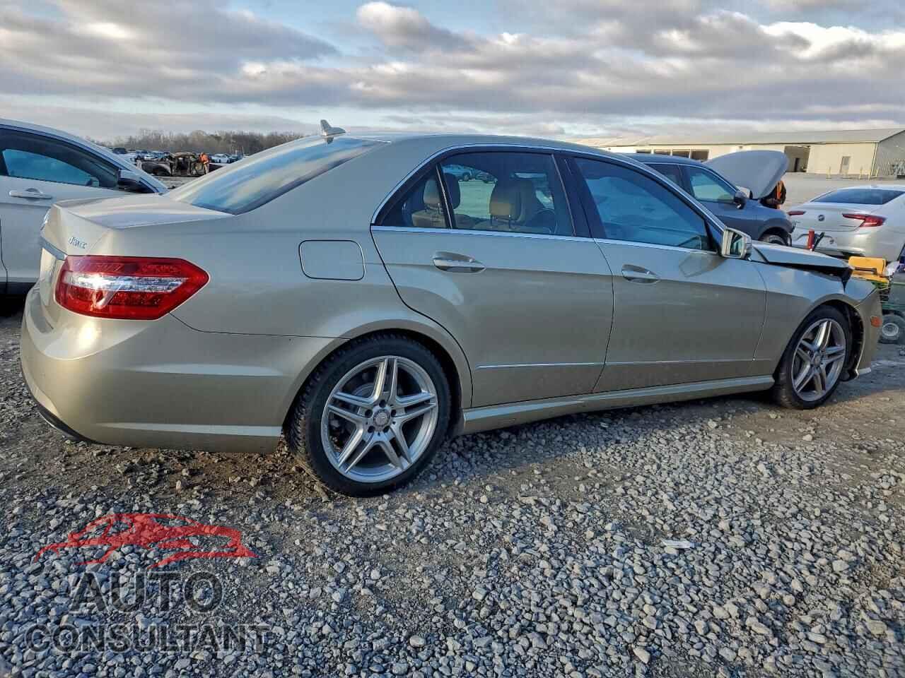 MERCEDES-BENZ E-CLASS 2013 - WDDHF9BB1DA738125
