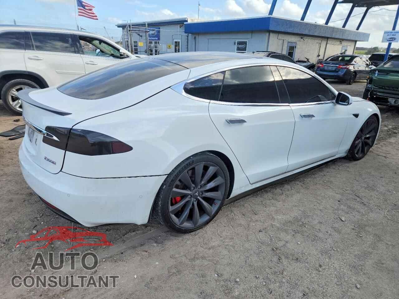 TESLA MODEL S 2017 - 5YJSA1E40HF218816