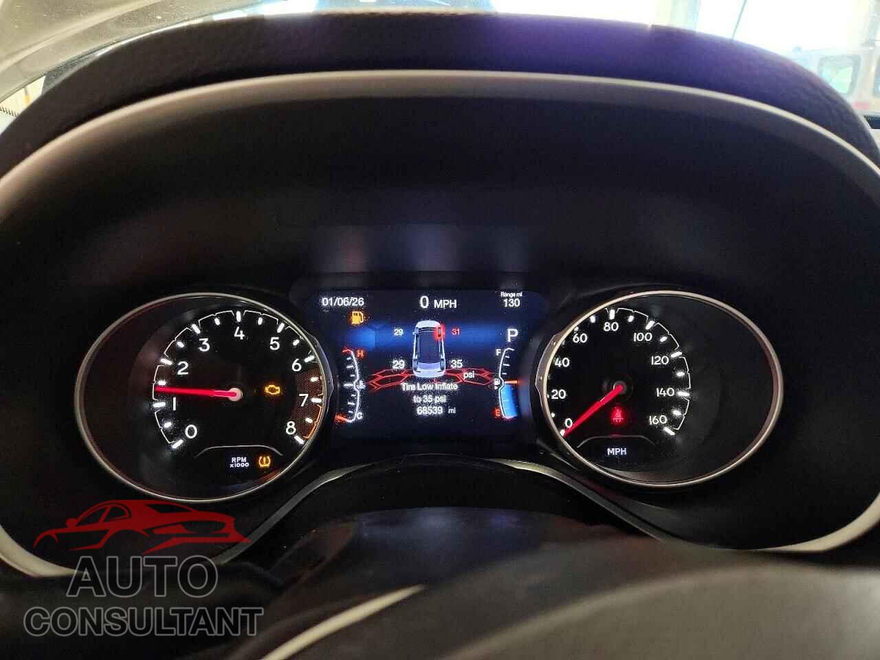 JEEP COMPASS 2018 - 3C4NJDBB9JT201876