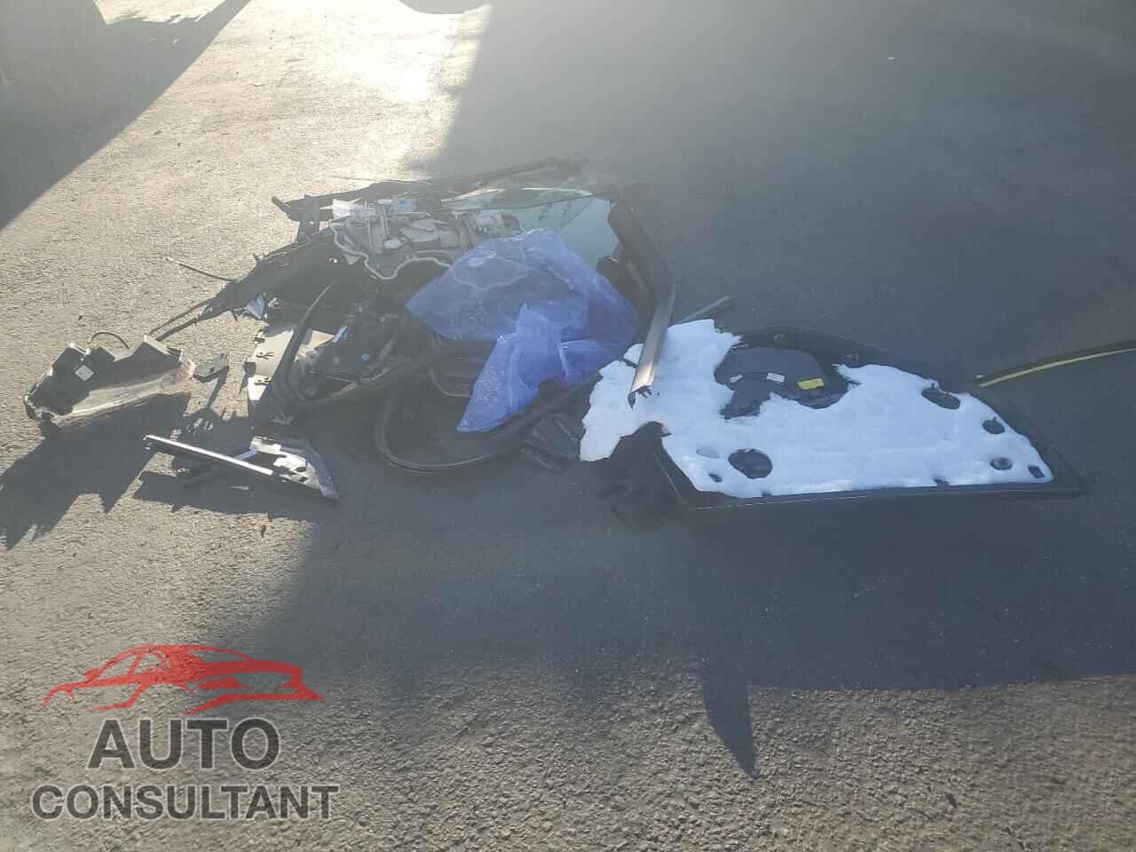 TESLA MODEL 3 2021 - 5YJ3E1EA5MF027496