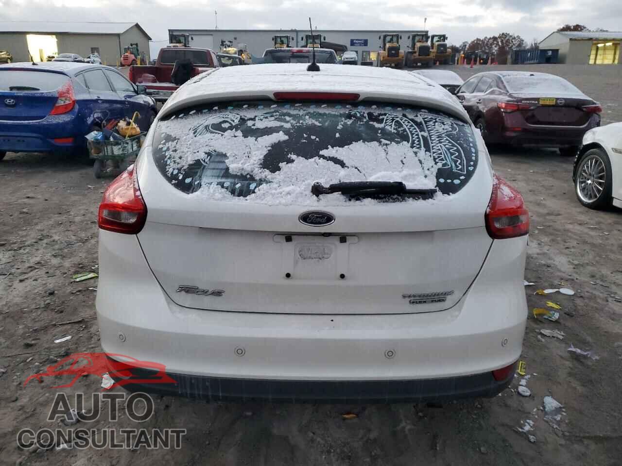 FORD FOCUS 2015 - 1FADP3N2XFL345638