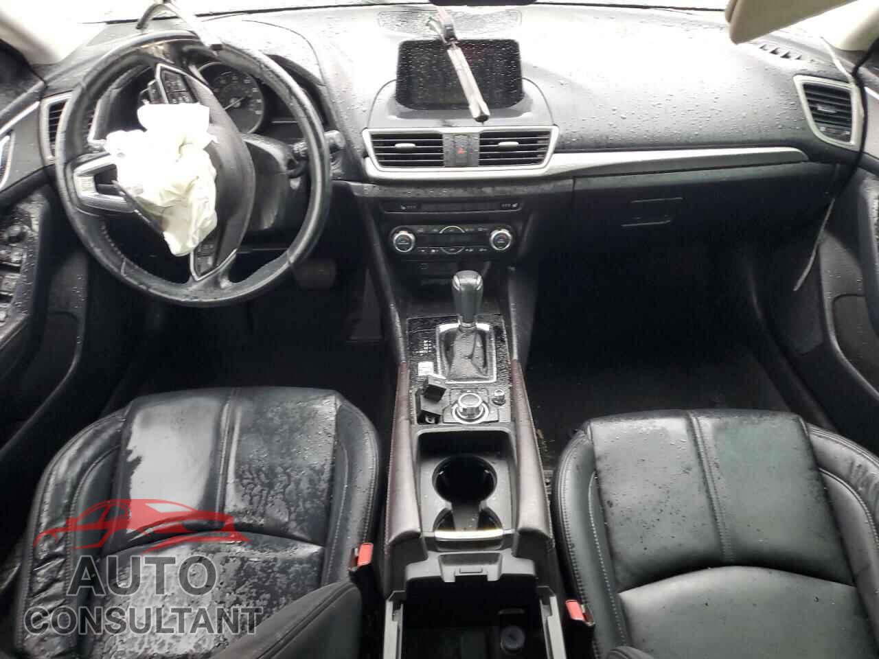 MAZDA 3 2017 - 3MZBN1V77HM105890