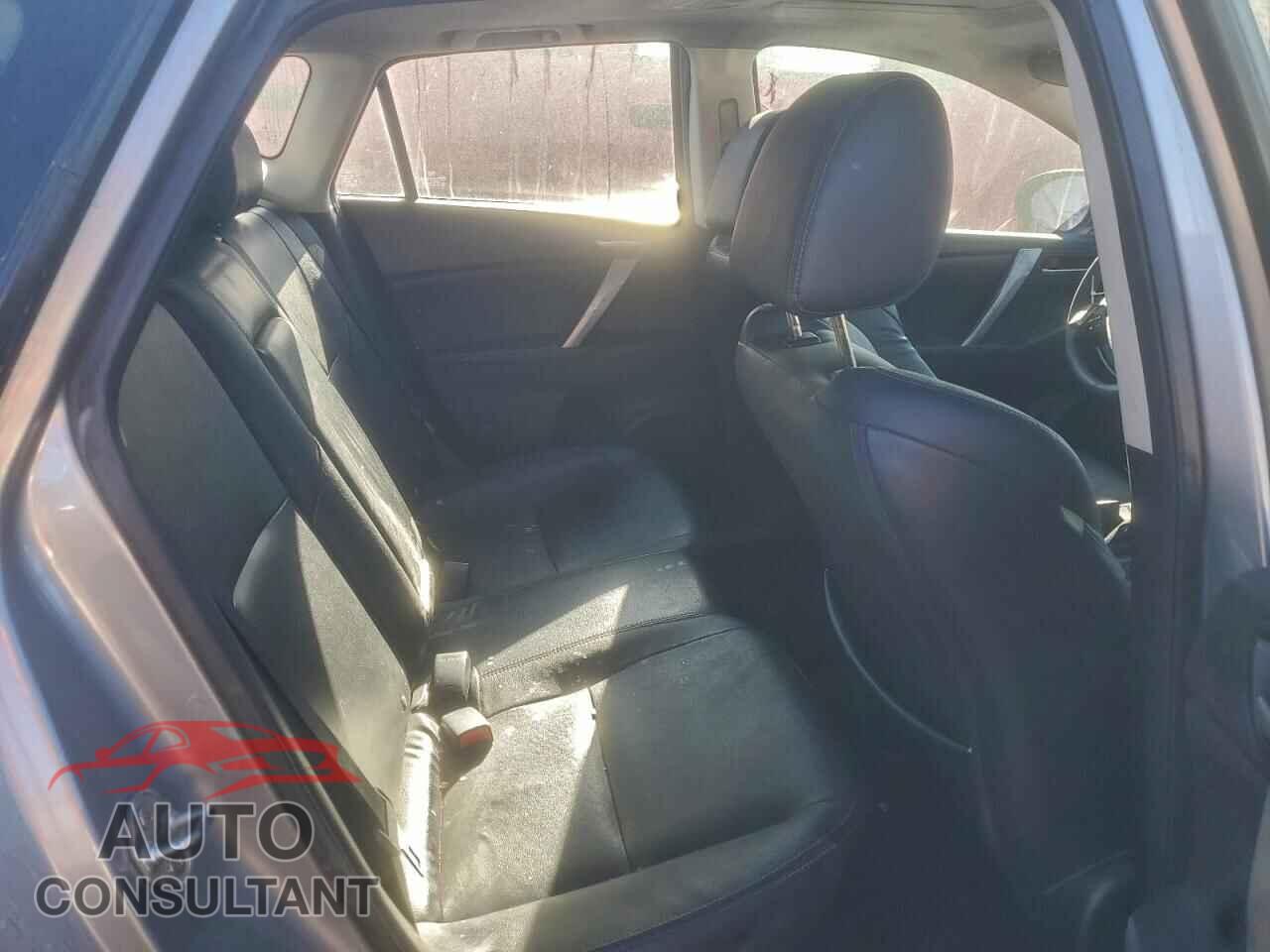 MAZDA 3 2012 - JM1BL1M84C1610228