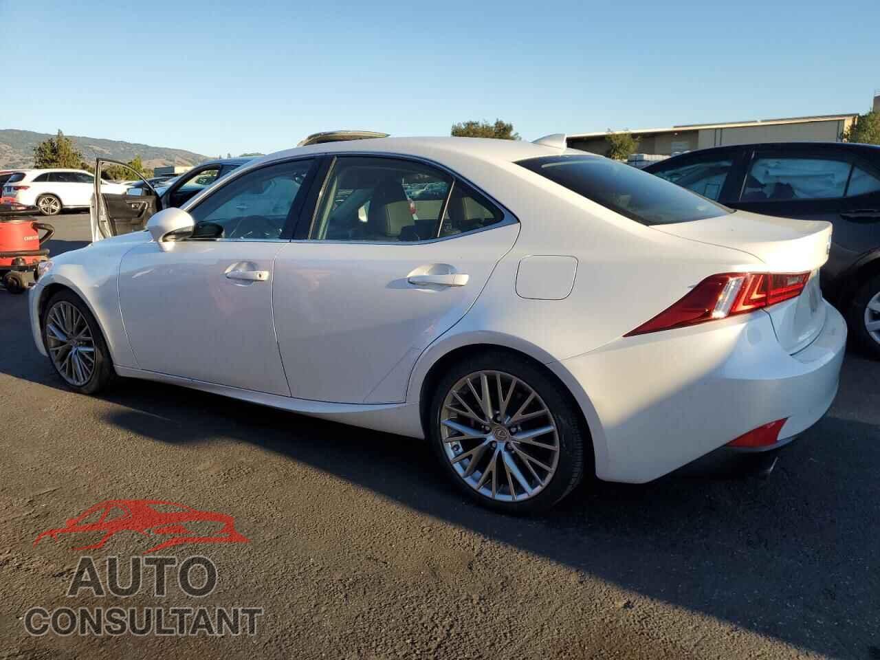 LEXUS IS 2015 - JTHBF1D20F5062002