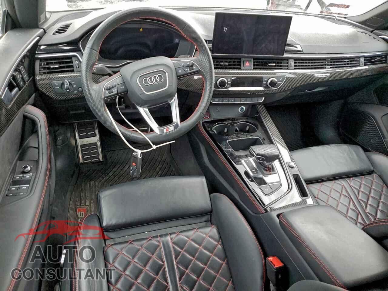 AUDI S5/RS5 2024 - WAUC4CF53RA035075