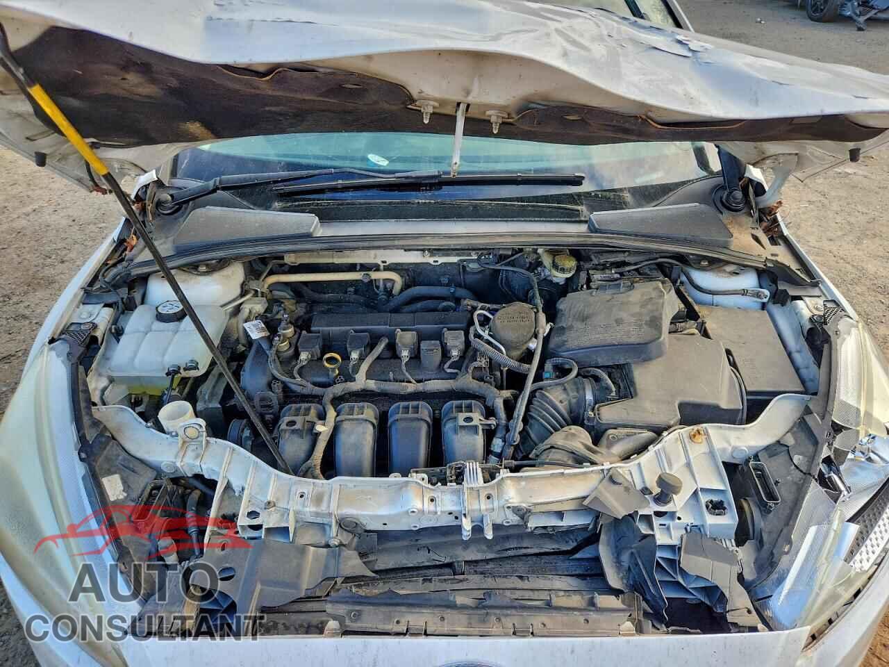 FORD FOCUS 2016 - 1FADP3E28GL256894