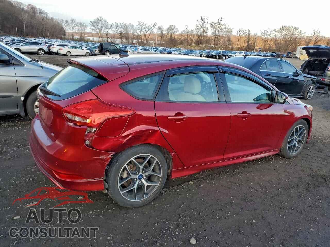 FORD FOCUS 2016 - 1FADP3K23GL401165