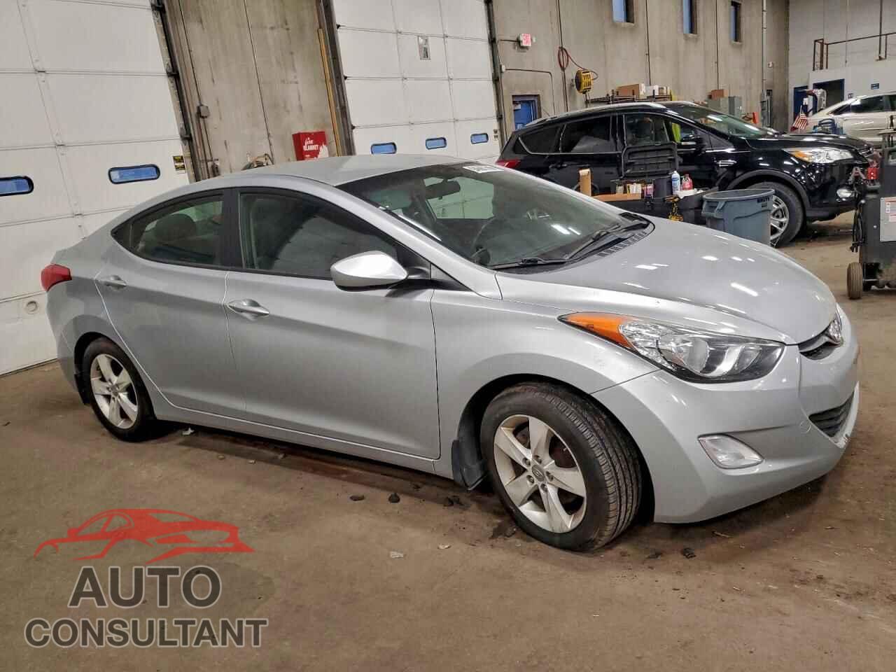 HYUNDAI ELANTRA 2012 - 5NPDH4AE2CH148556