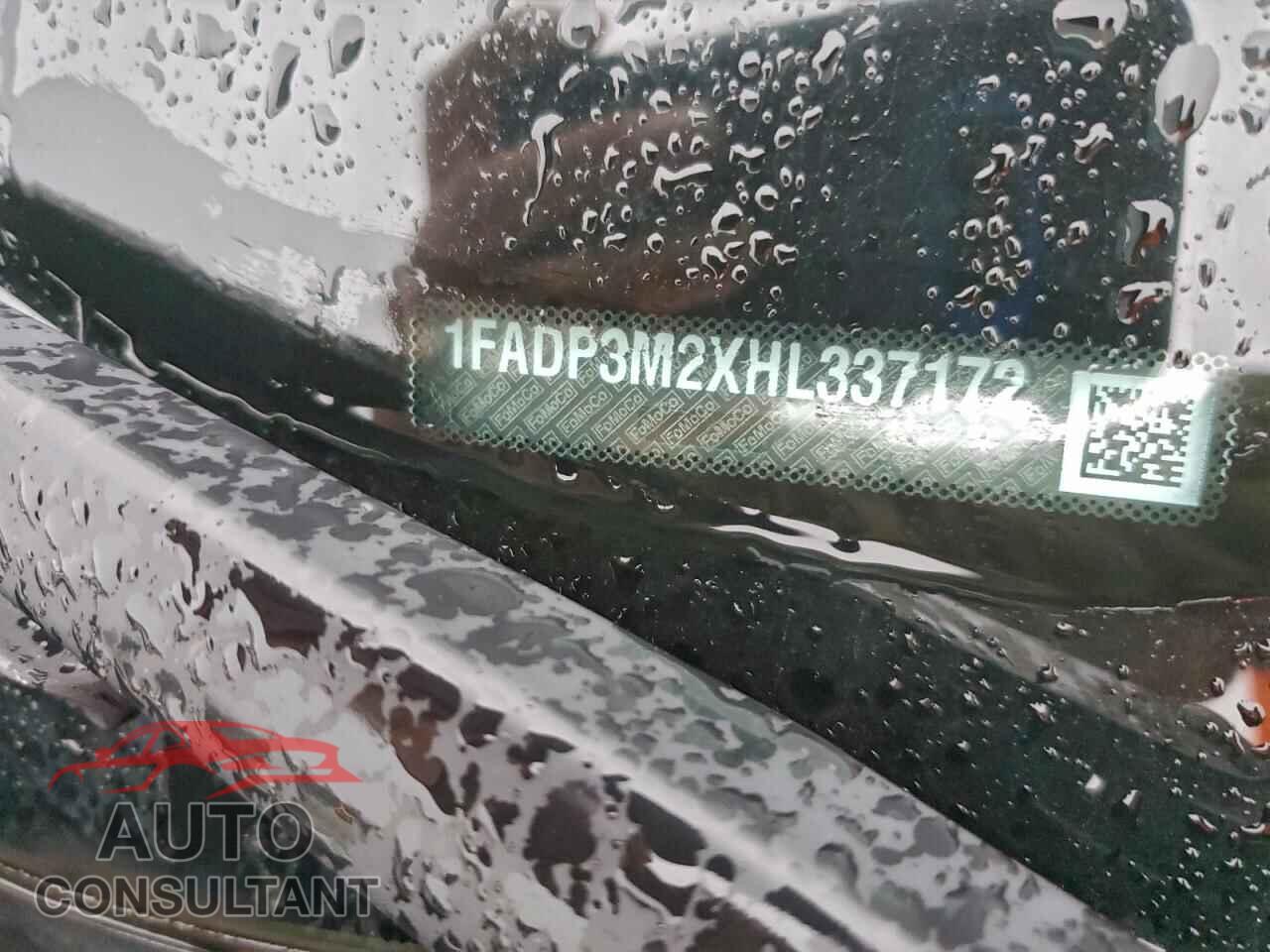 FORD FOCUS 2017 - 1FADP3M2XHL337172