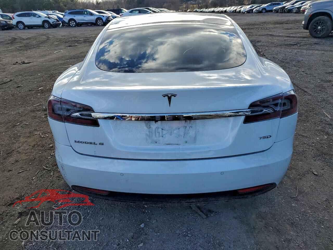 TESLA MODEL S 2018 - 5YJSA1E25JF287845