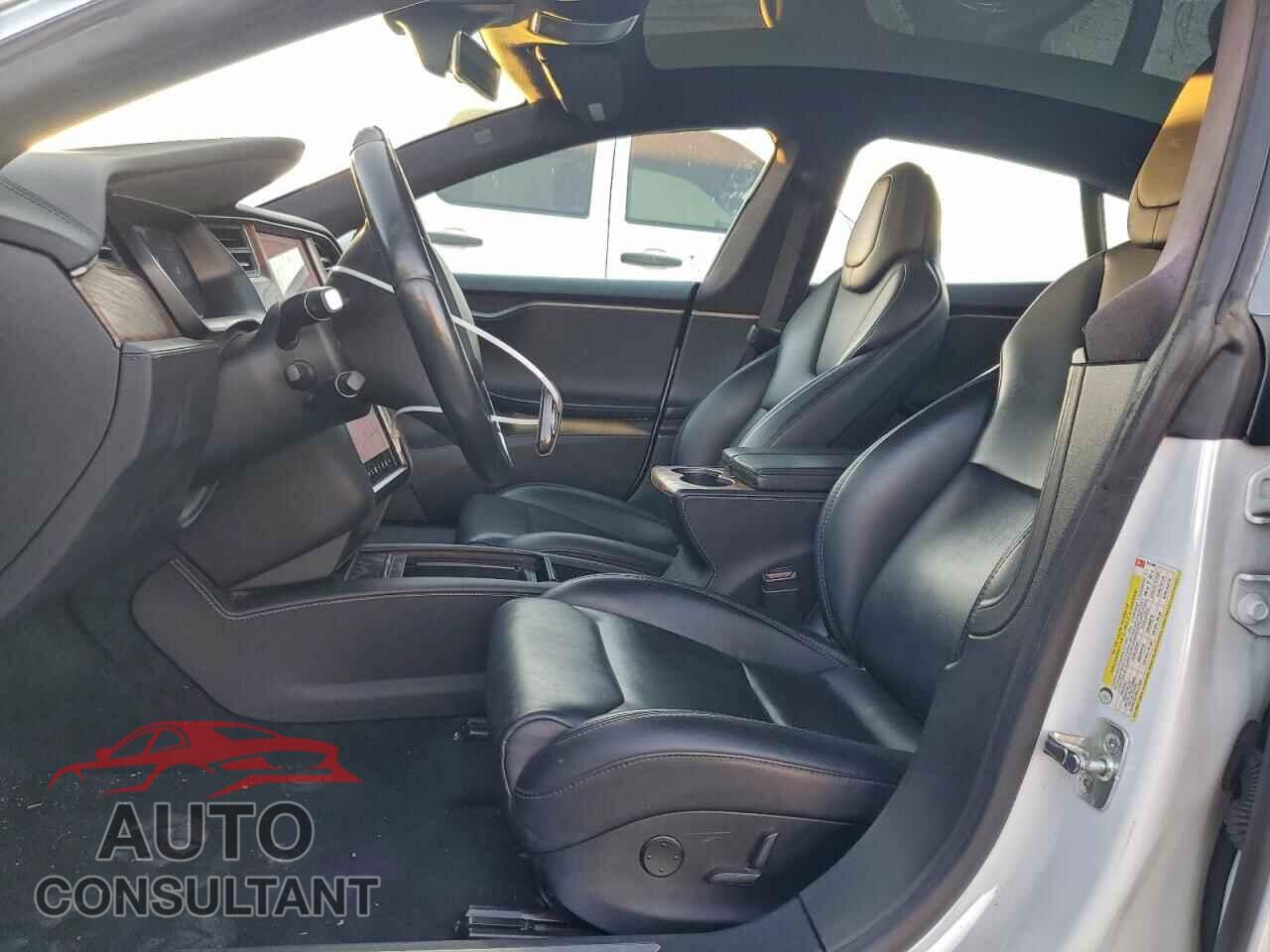 TESLA MODEL S 2018 - 5YJSA1E26JF261495