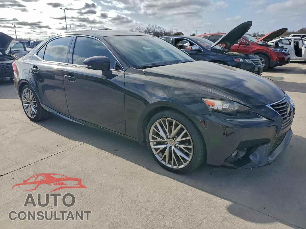 LEXUS IS 2014 - JTHBF1D20E5016717