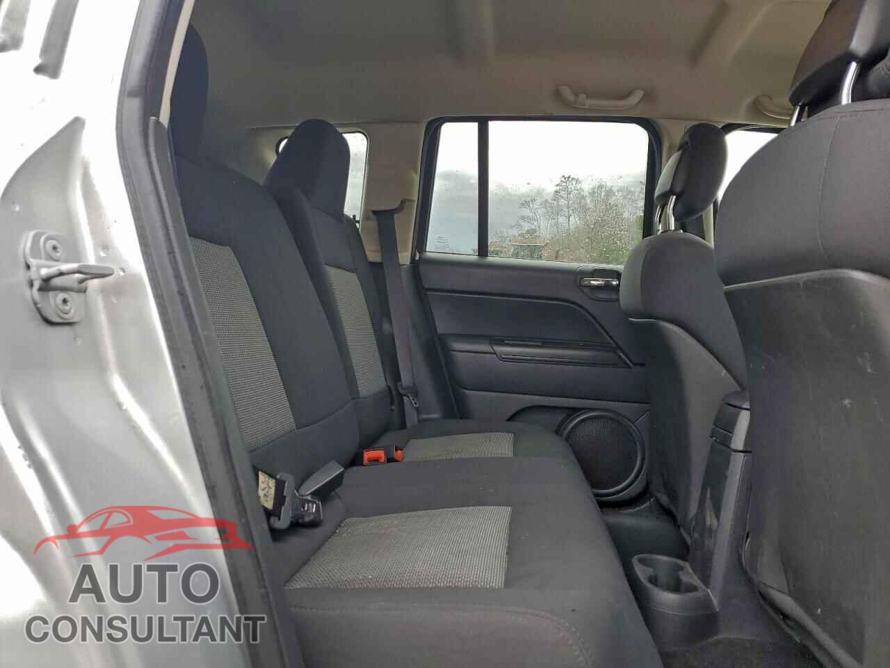 JEEP COMPASS 2010 - 1J4NT4FB6AD522018