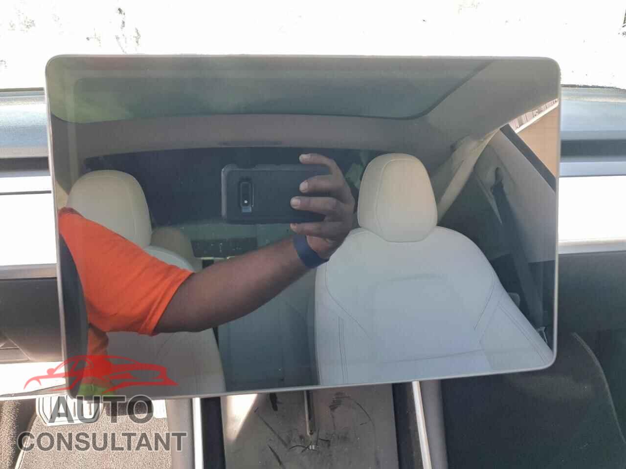 TESLA MODEL 3 2020 - 5YJ3E1EB6LF543194