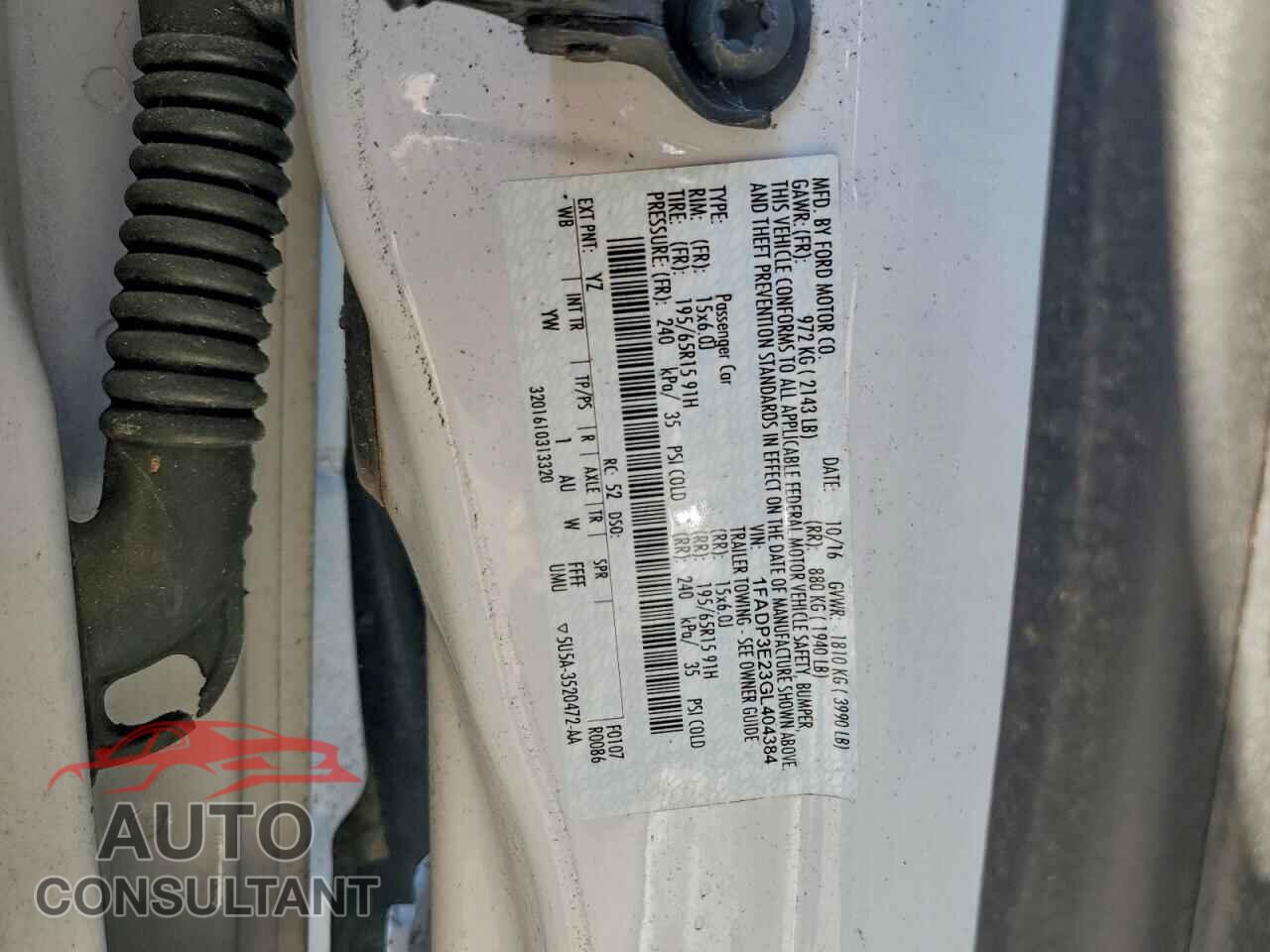 FORD FOCUS 2016 - 1FADP3E23GL404384