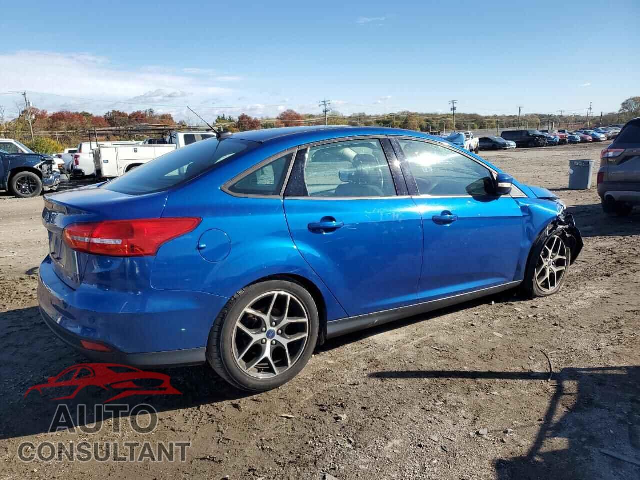 FORD FOCUS 2018 - 1FADP3H29JL227357