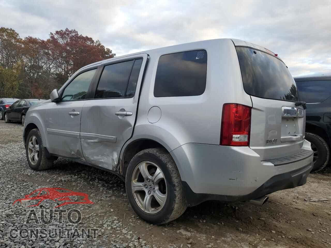 HONDA PILOT 2013 - 5FNYF4H51DB057372