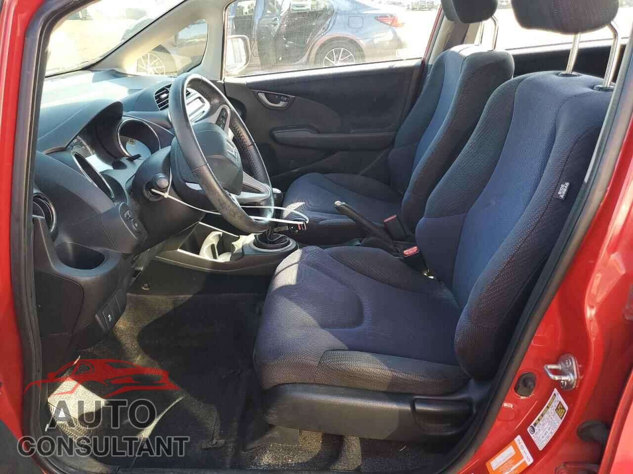 HONDA FIT 2012 - JHMGE8G58CS008564