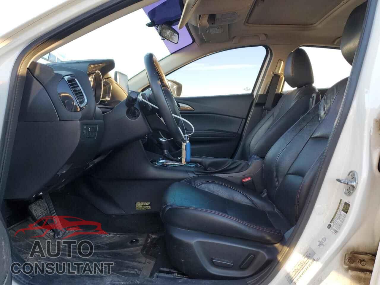 MAZDA 3 2016 - JM1BM1M36G1306485