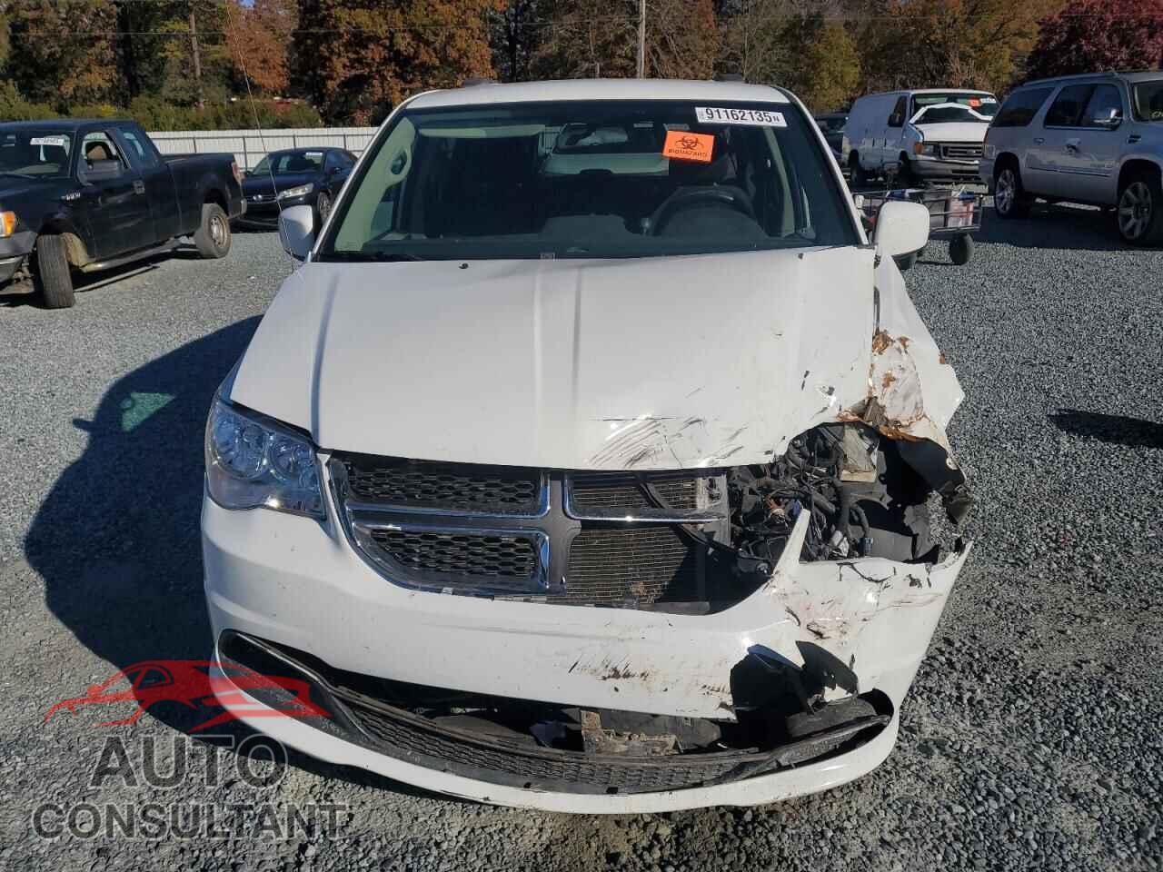 DODGE CARAVAN 2011 - 2D4RN3DG4BR656585