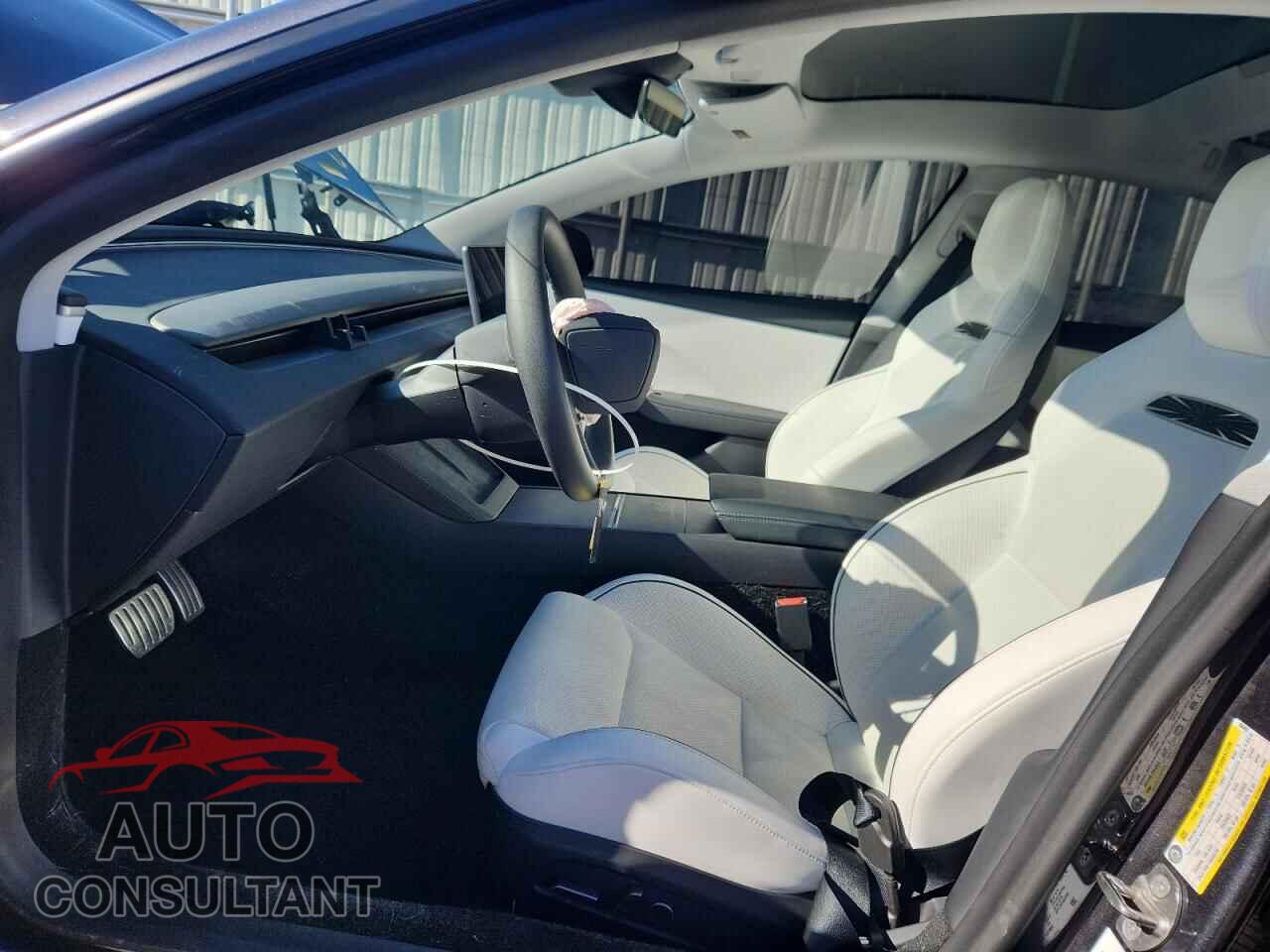 TESLA MODEL 3 2024 - 5YJ3E1ET7RF856403
