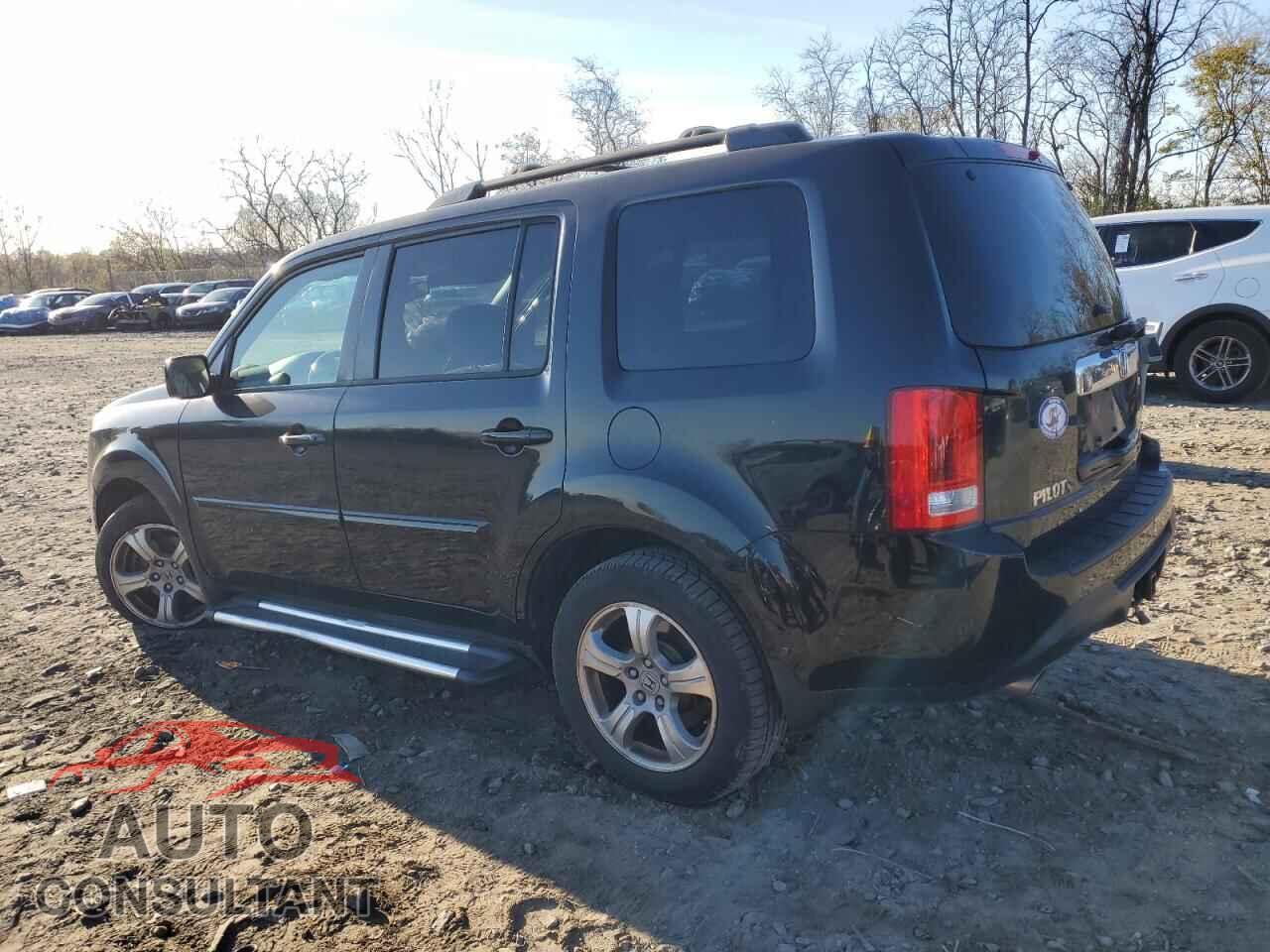 HONDA PILOT 2013 - 5FNYF4H65DB045556