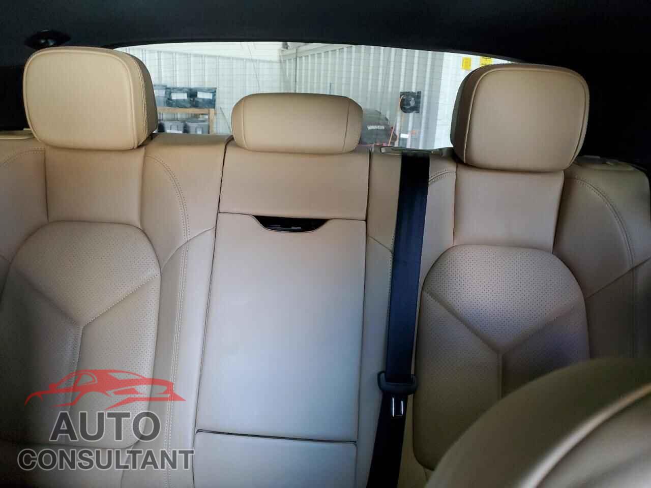 PORSCHE MACAN 2017 - WP1AA2A52HLB05526