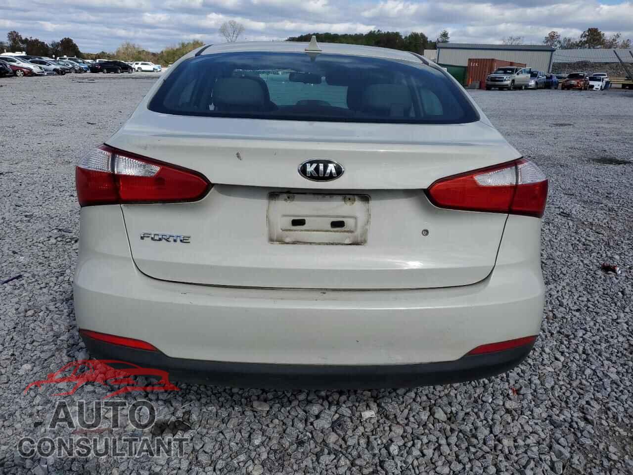 KIA FORTE 2015 - KNAFK4A62F5308598