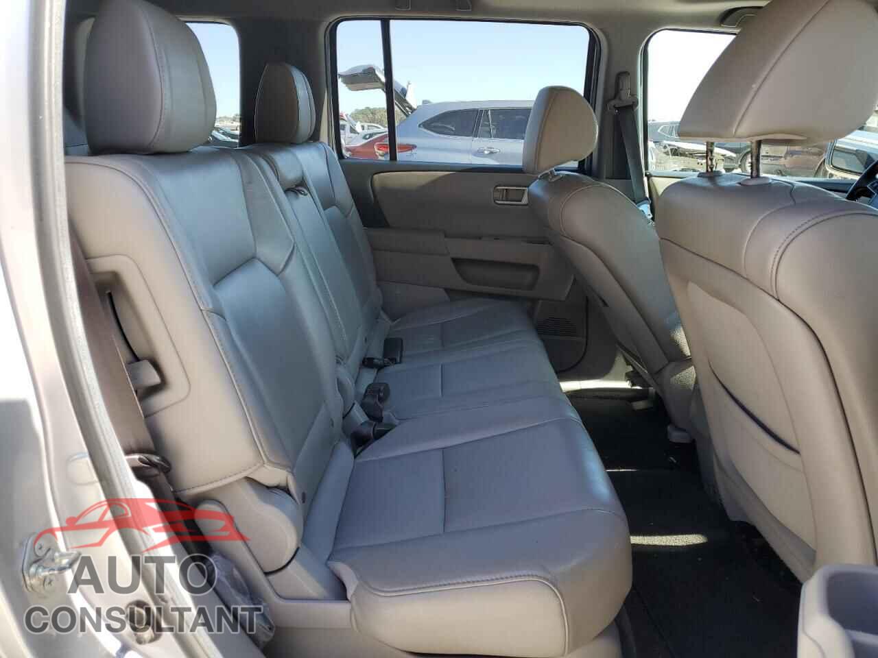 HONDA PILOT 2012 - 5FNYF3H54CB018235