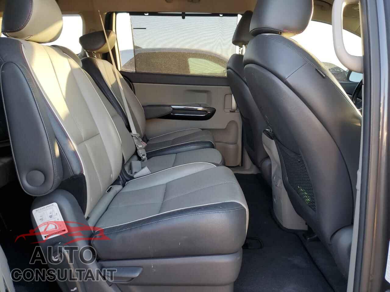 KIA All Models 2015 - KNDMC5C10F6036254