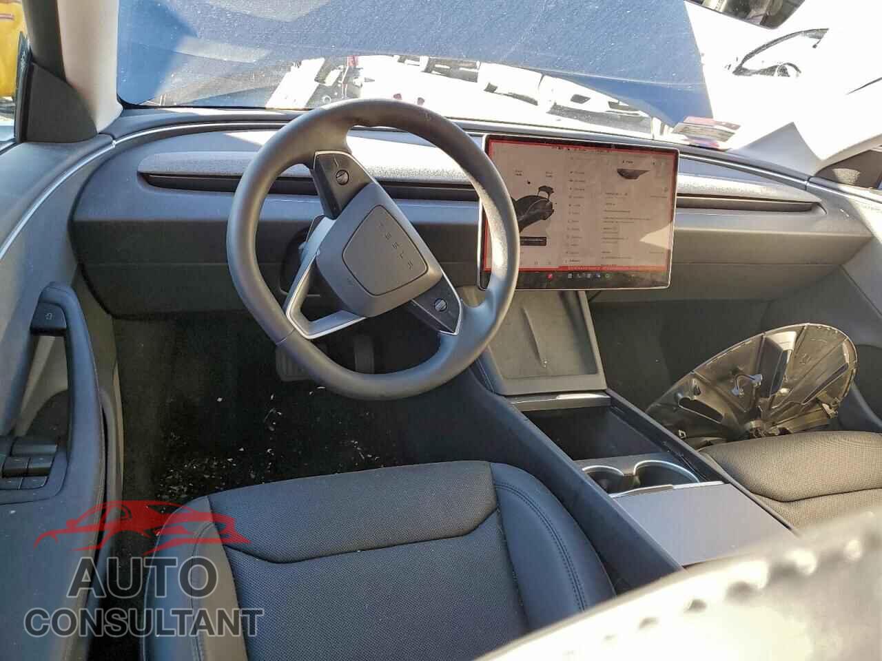 TESLA MODEL 3 2025 - 5YJ3E1EA2SF943078