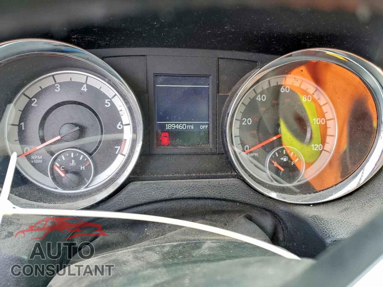 DODGE CARAVAN 2011 - 2D4RN5DG0BR660290