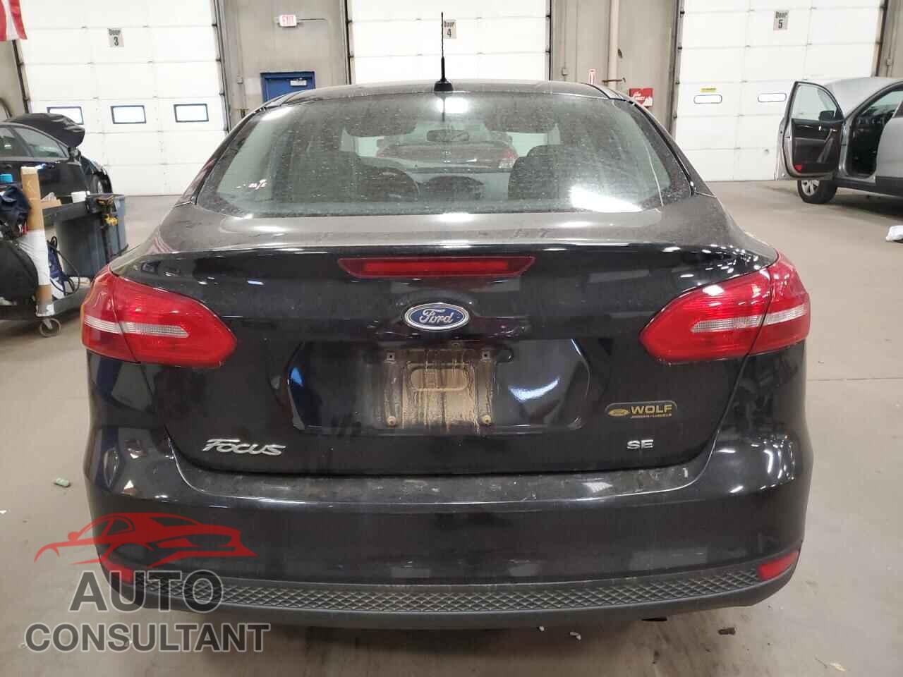 FORD FOCUS 2017 - 1FADP3F29HL219675