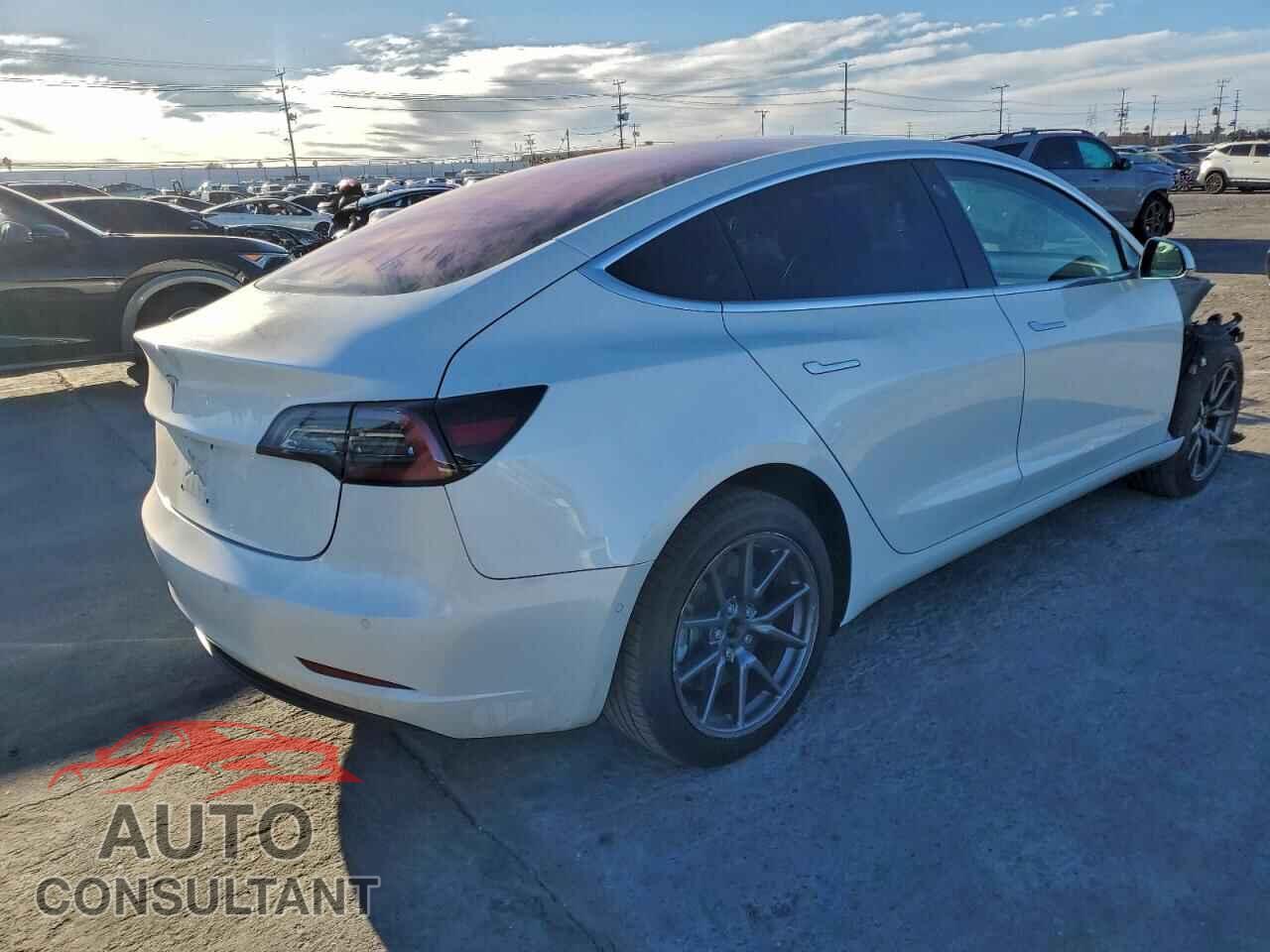 TESLA MODEL 3 2017 - 5YJ3E1EA9HF001568