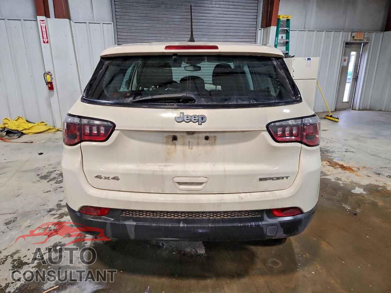 JEEP COMPASS 2020 - 3C4NJDAB4LT116173