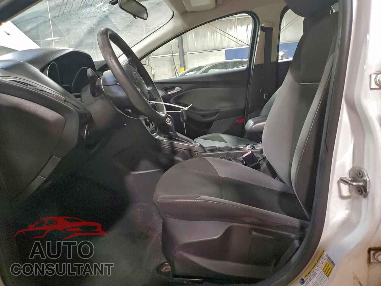 FORD FOCUS 2013 - 1FADP3F24DL171285