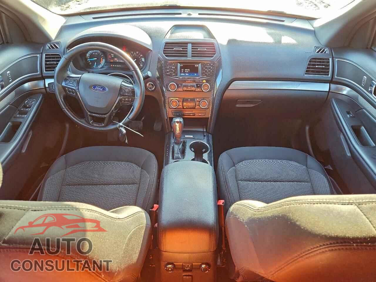 FORD EXPLORER 2018 - 1FM5K7D85JGB75972