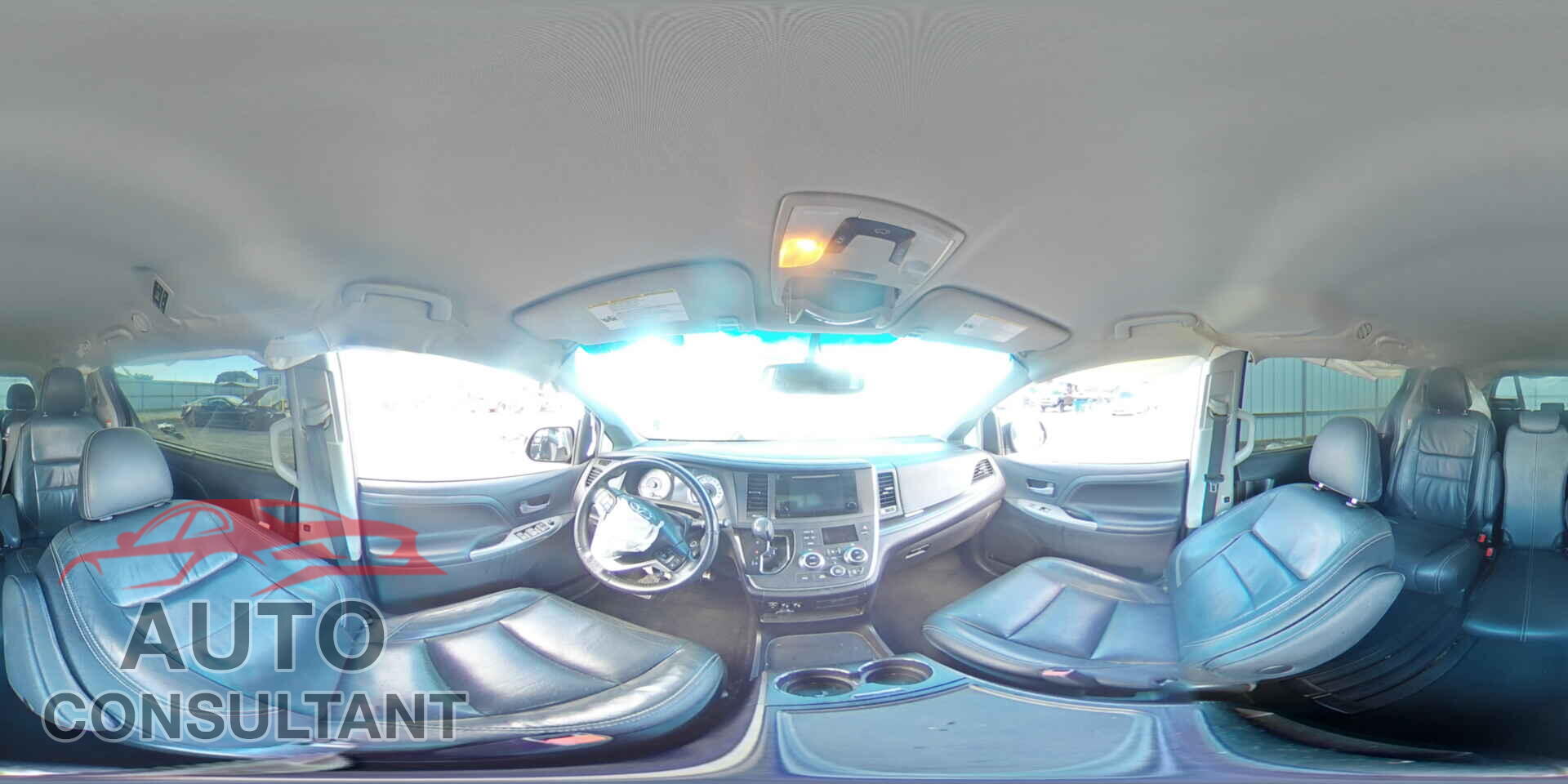 TOYOTA SIENNA 2015 - 5TDXK3DC0FS683077