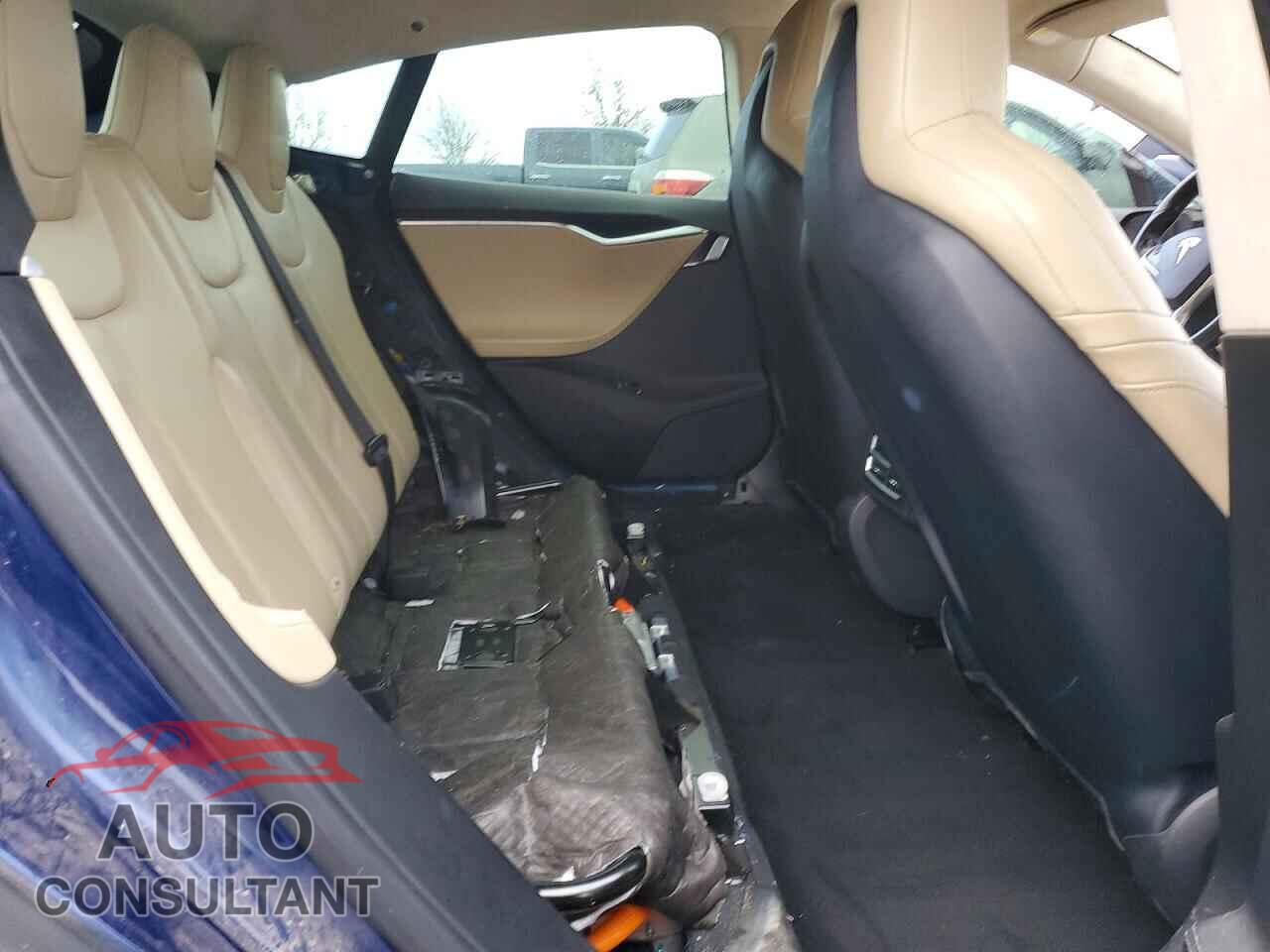 TESLA MODEL S 2015 - 5YJSA1S22FF081846