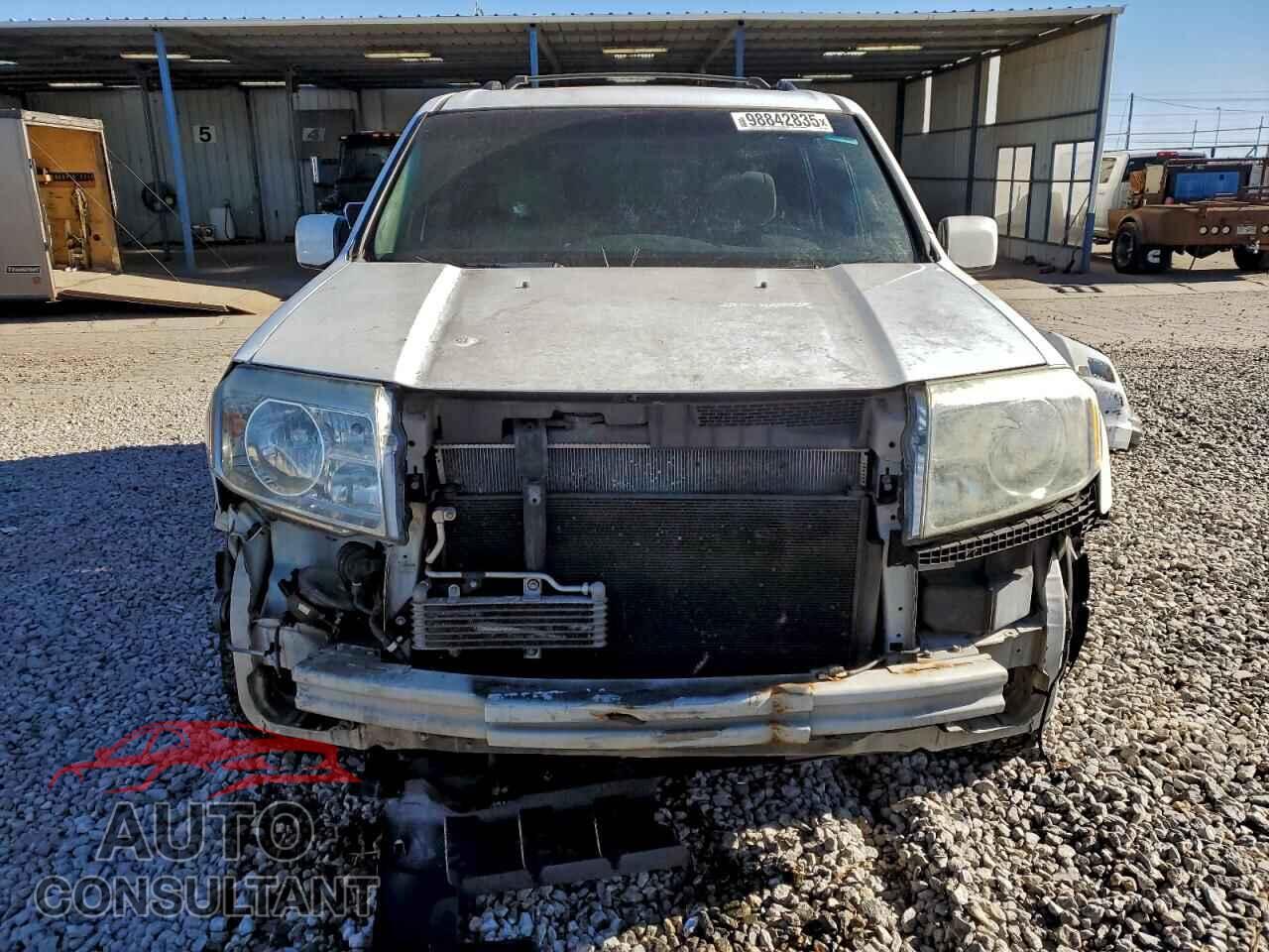 HONDA PILOT 2011 - 5FNYF3H41BB049299