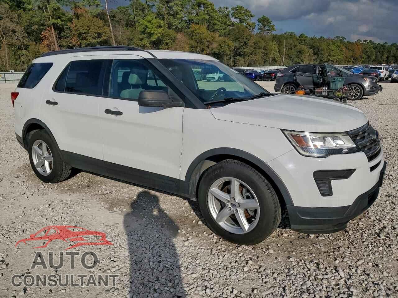 FORD EXPLORER 2018 - 1FM5K7B81JGA67500