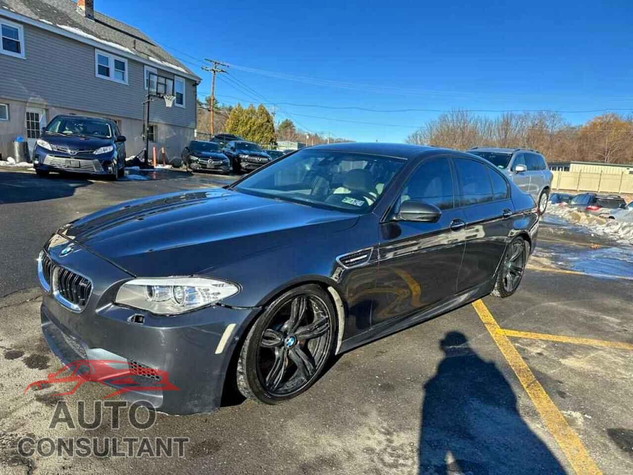 BMW M5 2014 - WBSFV9C51ED097385