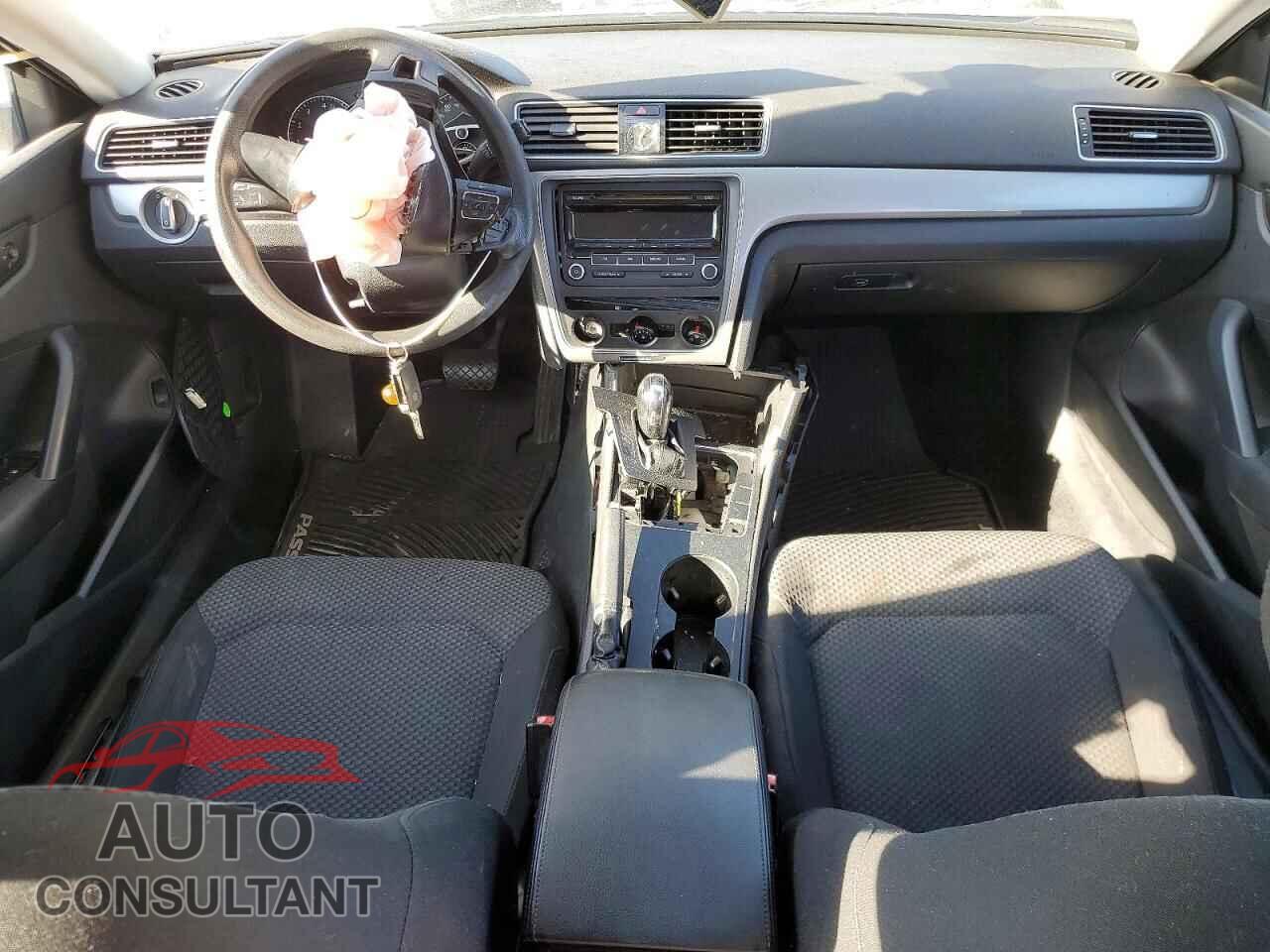 VOLKSWAGEN PASSAT 2014 - 1VWAP7A36EC006714
